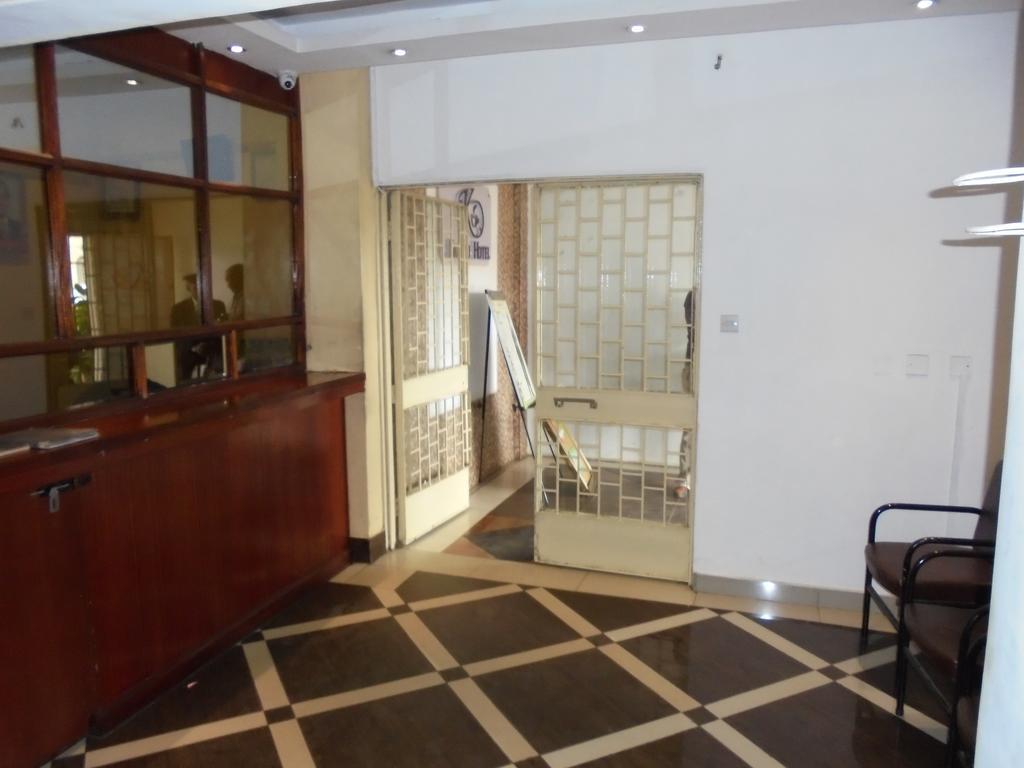Karibu Hotel Nairobi Exterior photo