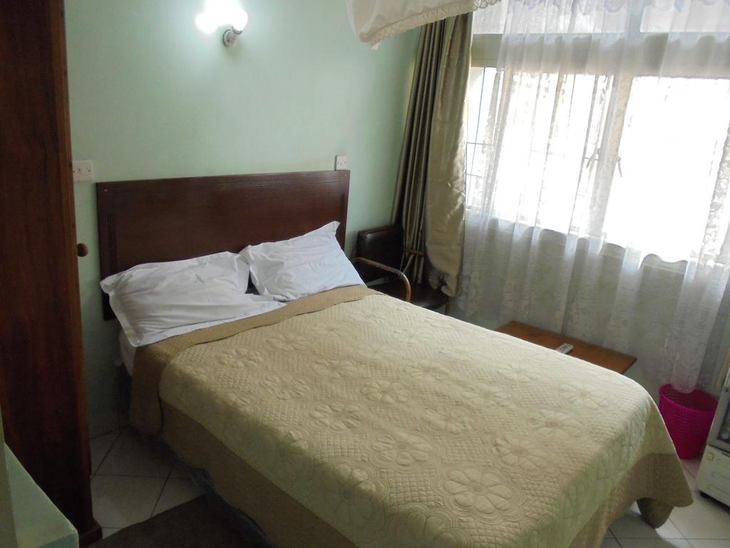 Karibu Hotel Nairobi Room photo